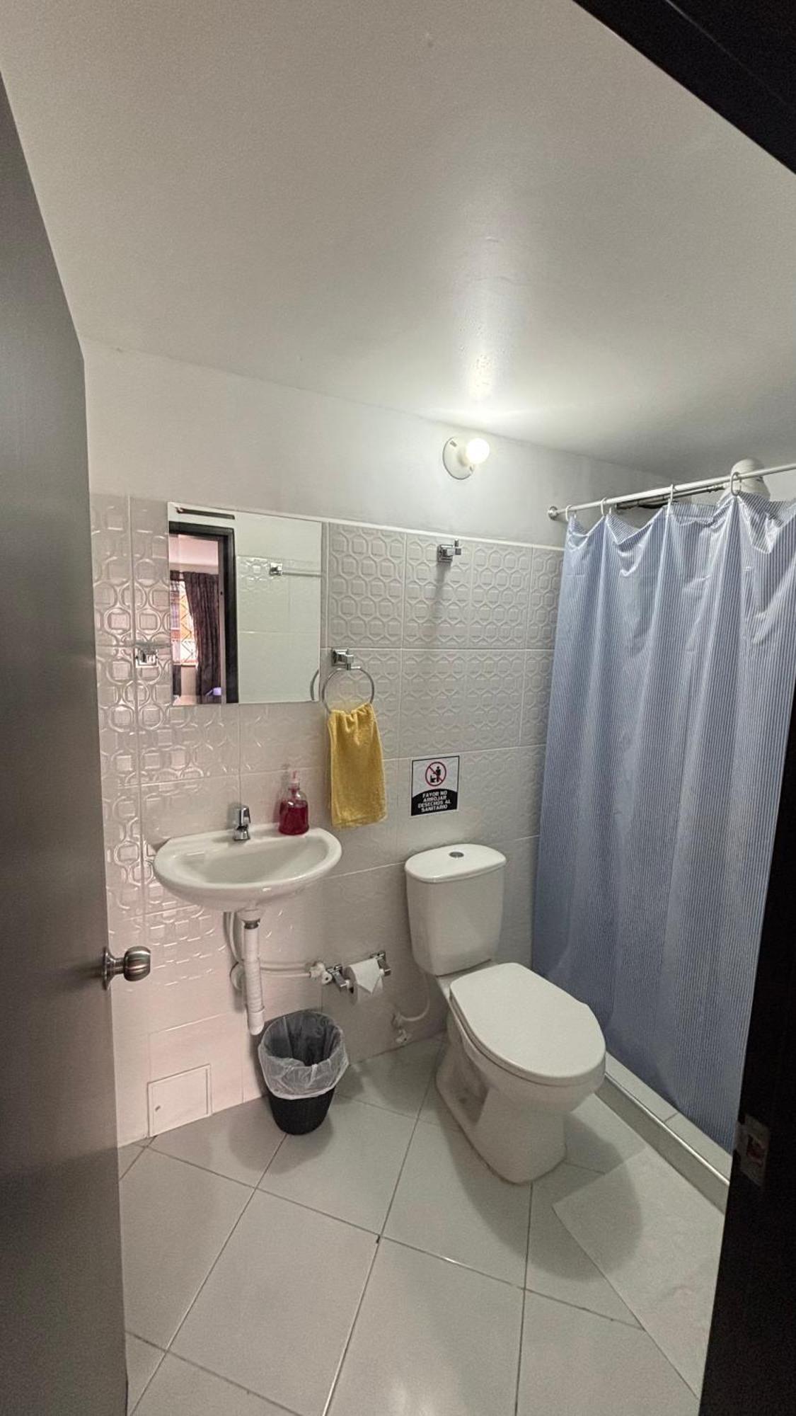 Hotel Casa Luna Bogotá Szoba fotó