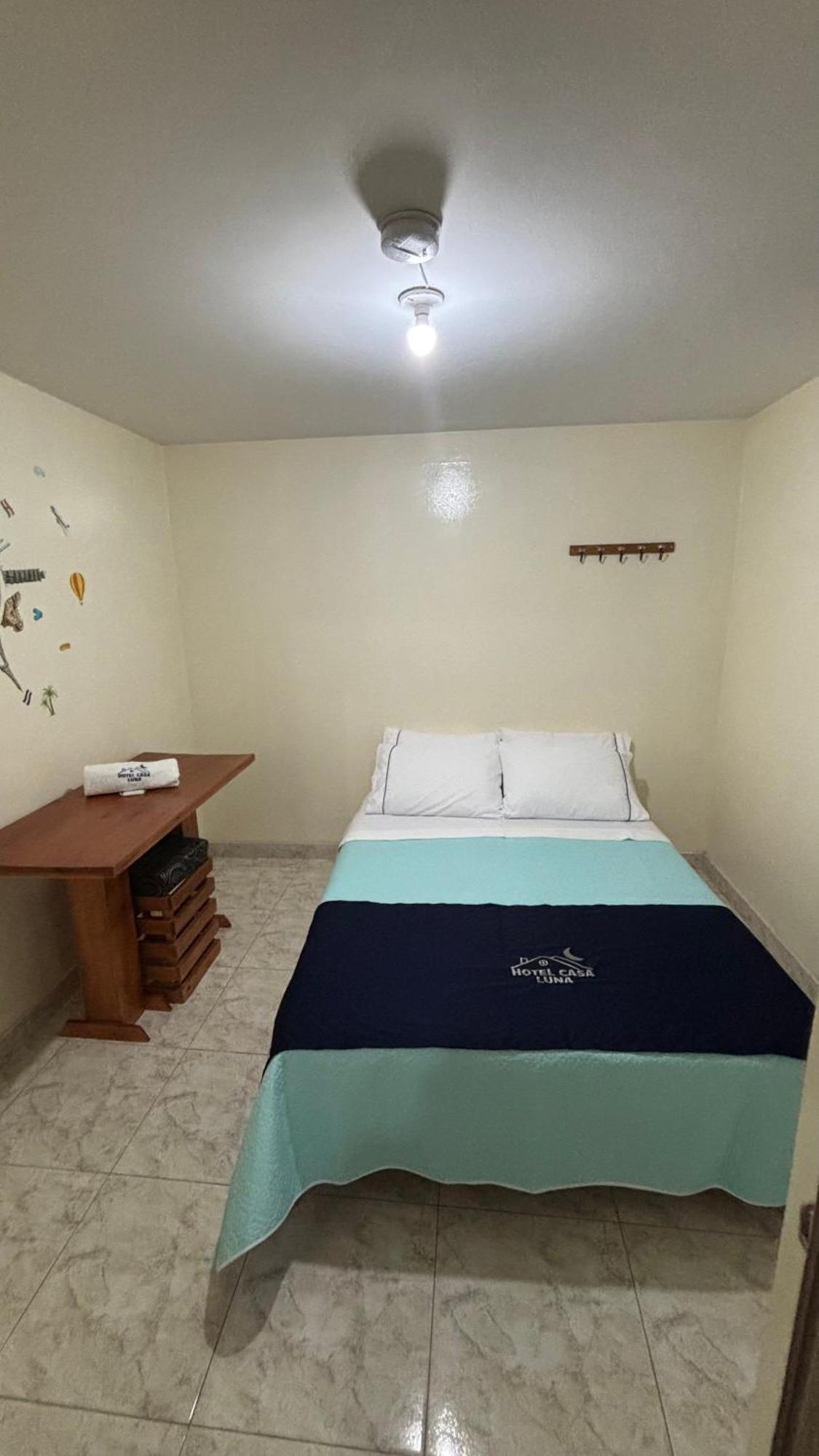 Hotel Casa Luna Bogotá Szoba fotó
