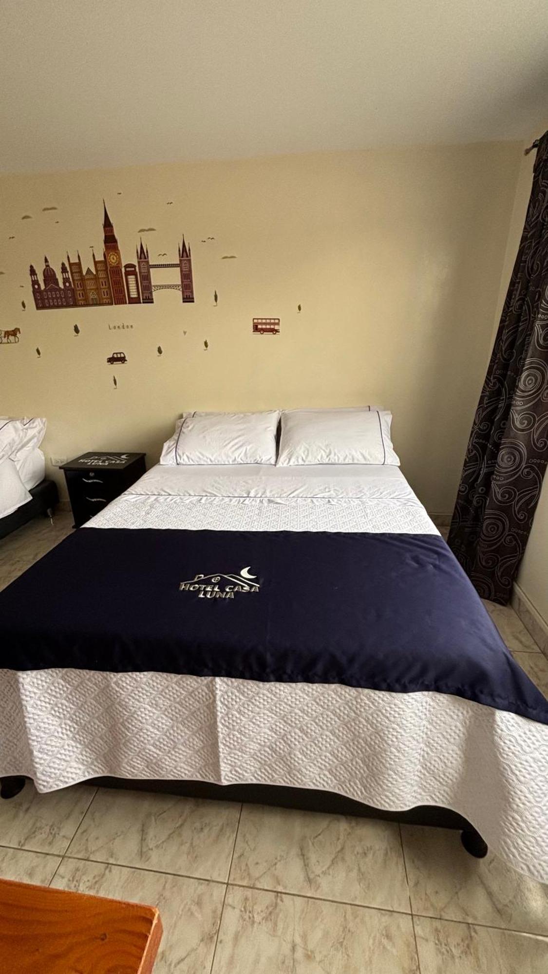 Hotel Casa Luna Bogotá Szoba fotó