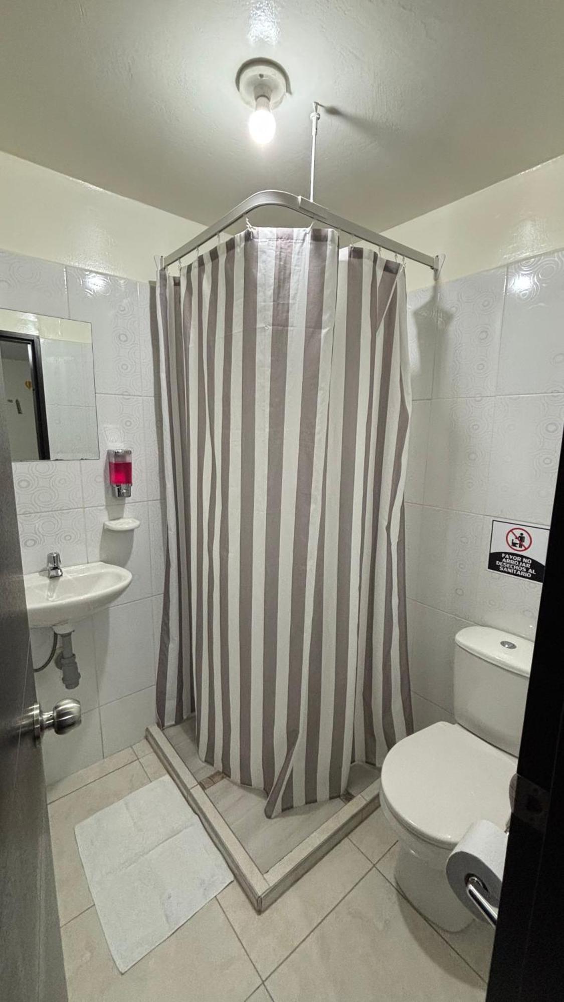 Hotel Casa Luna Bogotá Szoba fotó